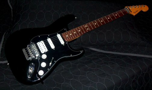 Black Strat.jpg