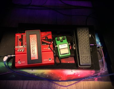 Pedal board.JPG