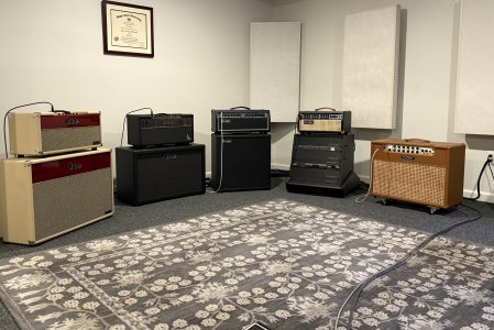 Amps.jpeg
