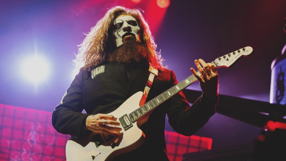 www.ultimate-guitar.com