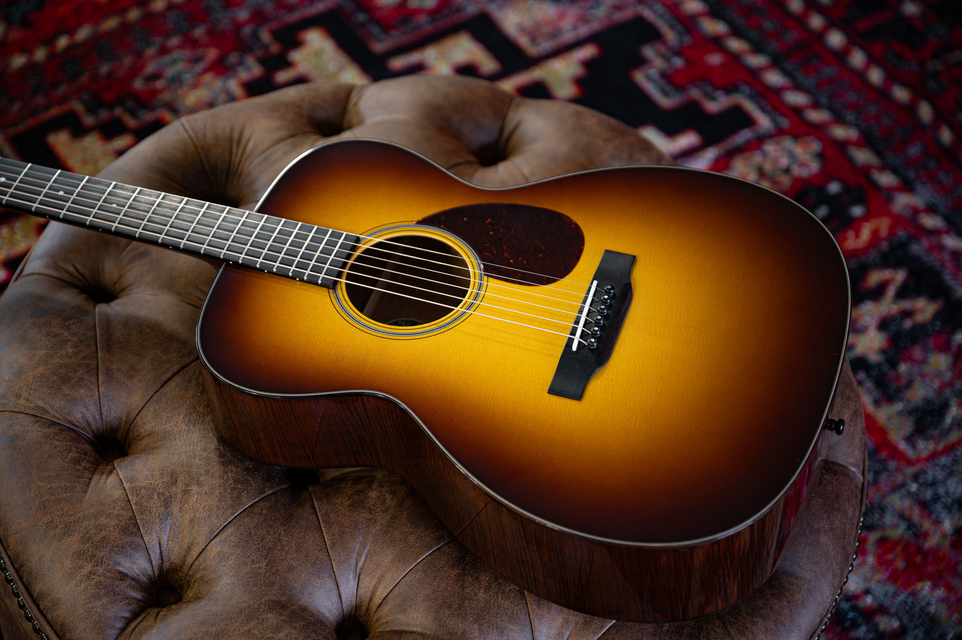 collingsguitars.com