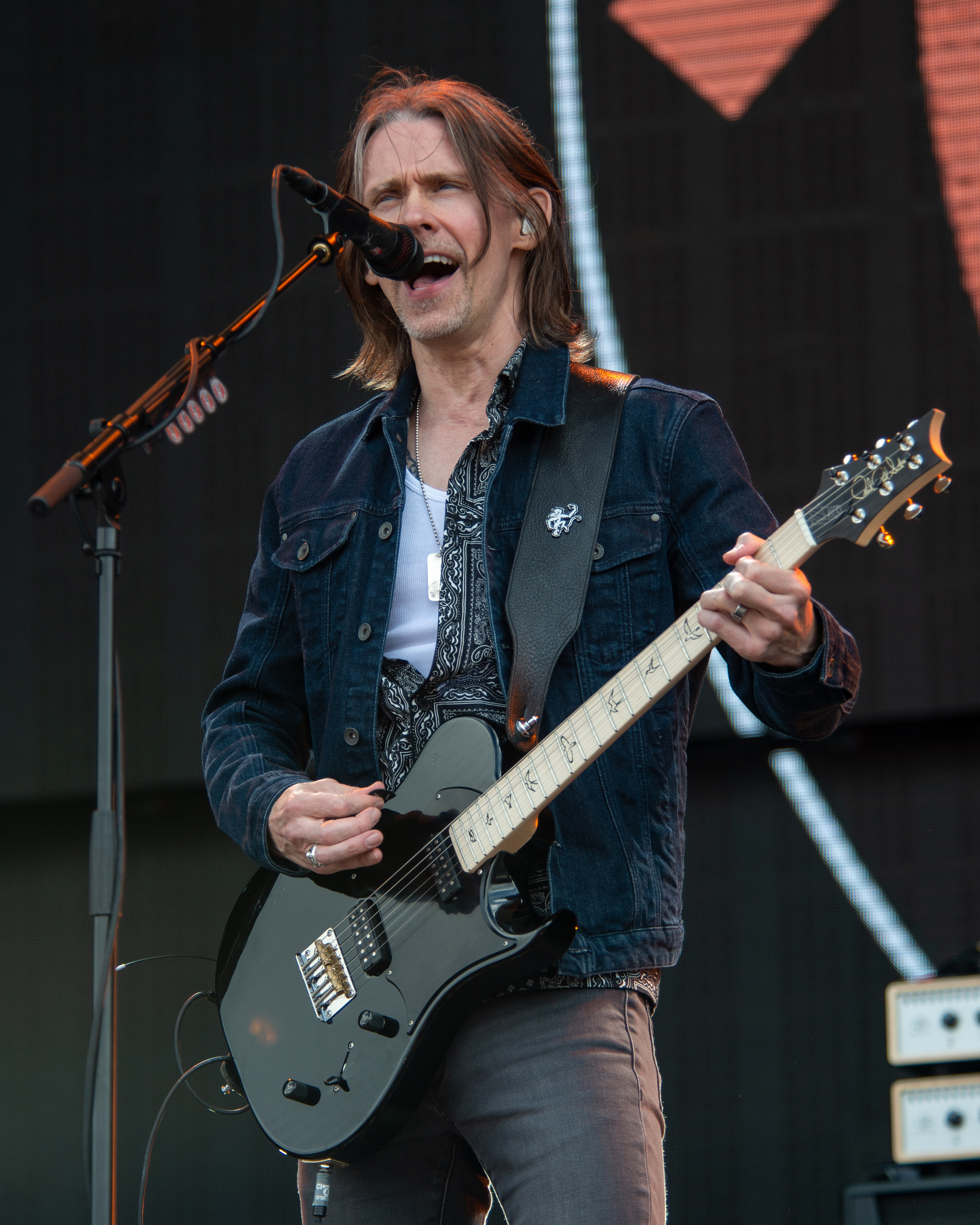 HF2022-Myles-Kennedy-1.jpg