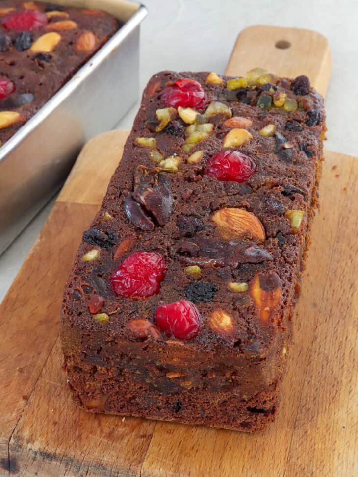 christmas-fruitcake-1-730x973.jpg