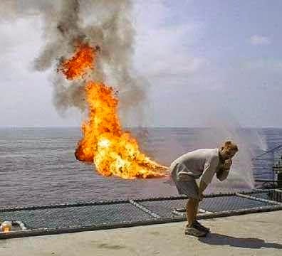 flaming-fart-funny-optical-illusion.jpg