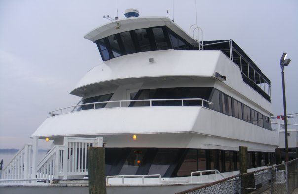 883453288496668758-ben-franklin-yacht.max.jpg